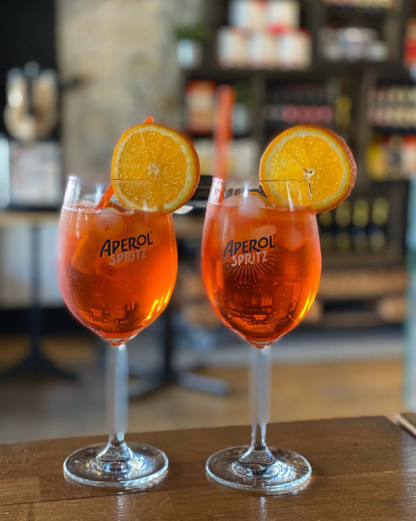 Deux spritz à l'apéritif